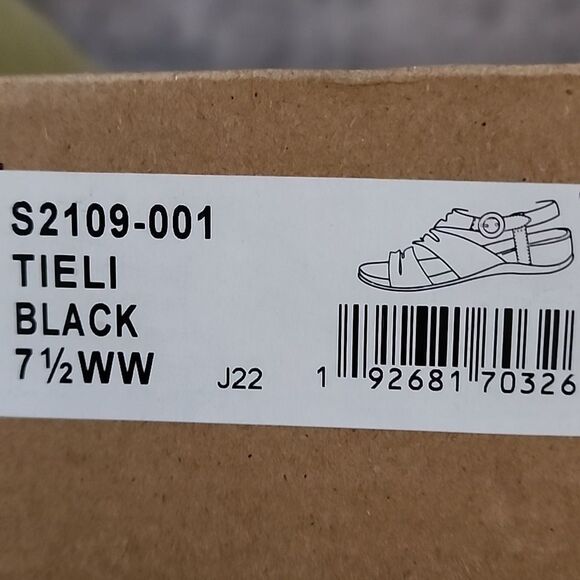 Women's soft walk Tieli black sandle NIB size 7.5WW - Picture 6 of 6